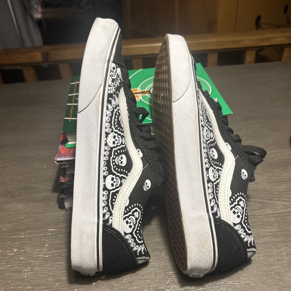 Vans Black And White Skulls And Paisley Collab 9.5 Men's CLEAN - Picture 6 of 13